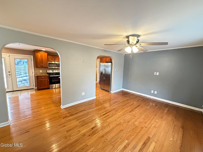 4th image of 86 Jones Drive