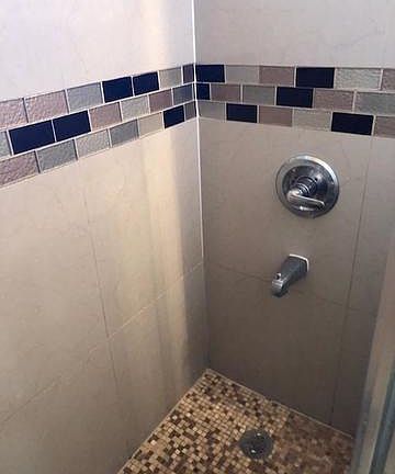 4th image of 2458 W Berwyn Ave #1W