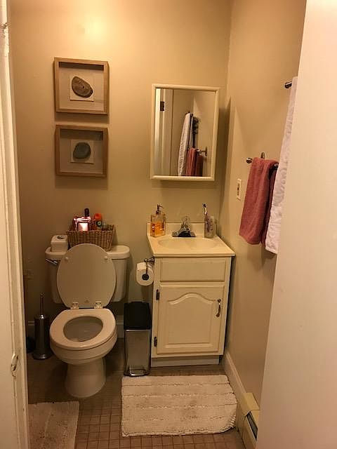 1st image of 421 Dickinson St Floor 2