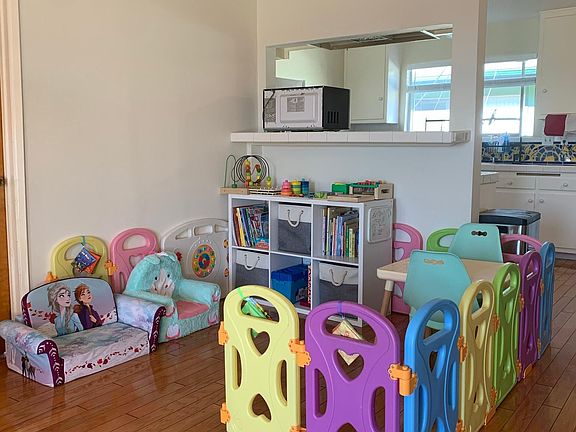 Partial view of living room. (furnished)