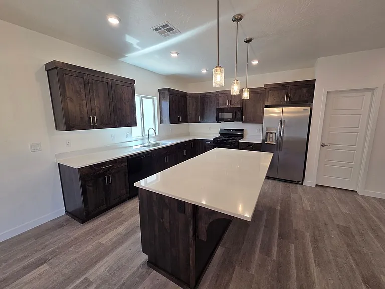 1471 E White Desert Dr — Photo 6