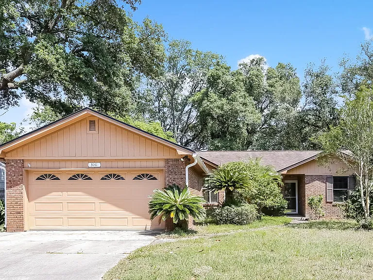 3141 Brachenbury Ln — Photo 1