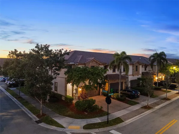 8431 Blue Cove Way, Parkland, FL 33076