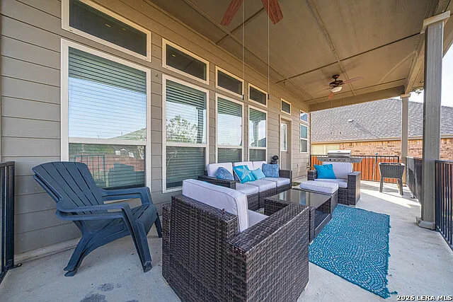 8923 Monument Parke — Photo 33