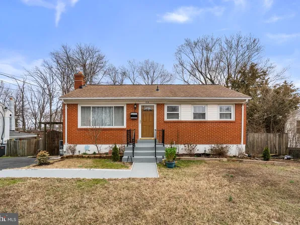 1713 Rosa Dr, Woodbridge, VA 22191