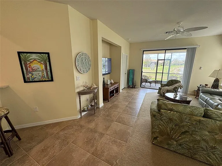 20096 Pezzana Dr — Photo 16