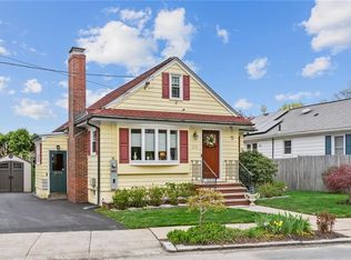 218 Whitford Ave, Providence, RI 02908