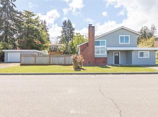 332 Viewcrest Ave, Port Angeles, WA 98362
