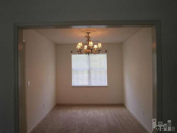3rd image of 919 Turgotine Ln