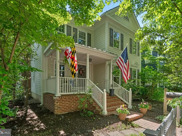 211 Holmard St, Gaithersburg, MD 20878