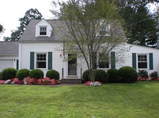 58 Meadowbrook Ave, West Springfield, MA 01089