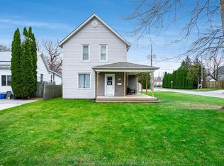 20 Churchill Ave, Leamington, ON N8H3R4