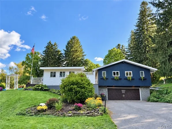 8954 Paris Hill Rd, Sauquoit, NY 13456