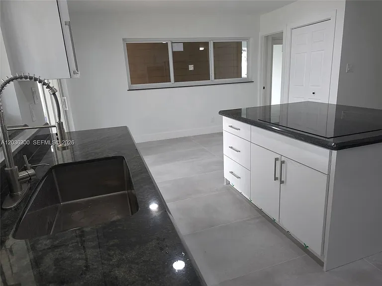 1565 Thumb Point Dr — Photo 46
