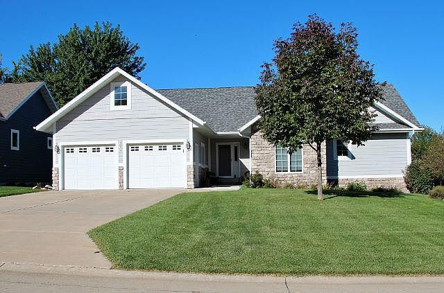 1st image of 241 Emerald Meadows Dr