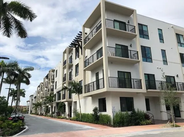 4740 NW 84th Ct Unit 14, Doral, FL 33166