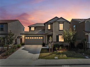 571 Tucker Ave, Rialto, CA 92377