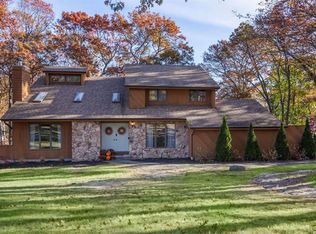 73 Patchogue Dr, Rocky Point, NY 11778