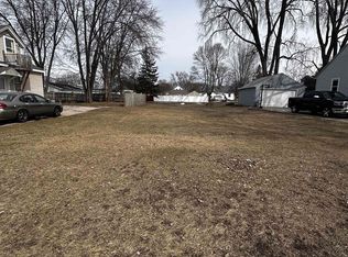 1329 Klaus St, Green Bay, WI 54302