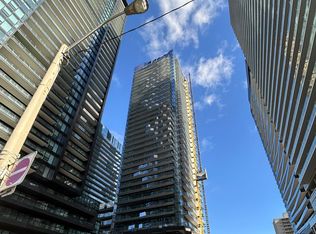 120 Broadway Ave #718N, Toronto, ON M4P 1V8