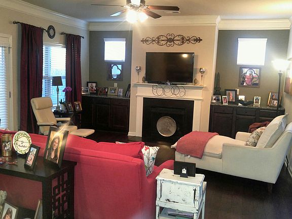 4th image of 440 Parkstone Dr