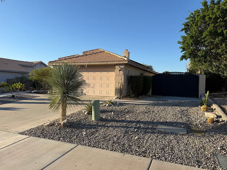 65571 Avenida Cadena — Photo 3