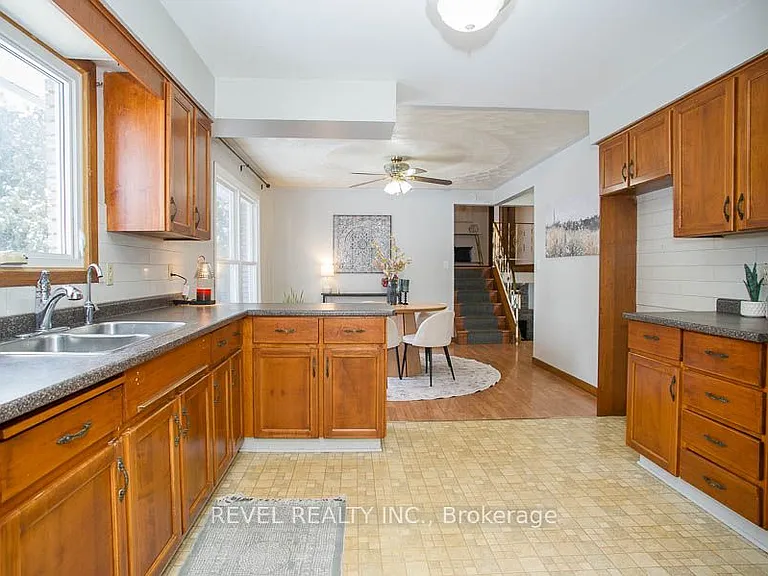 104 Hillside Ave — Photo 9