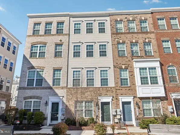 9611 Weshire Dr, Upper Marlboro, MD 20774