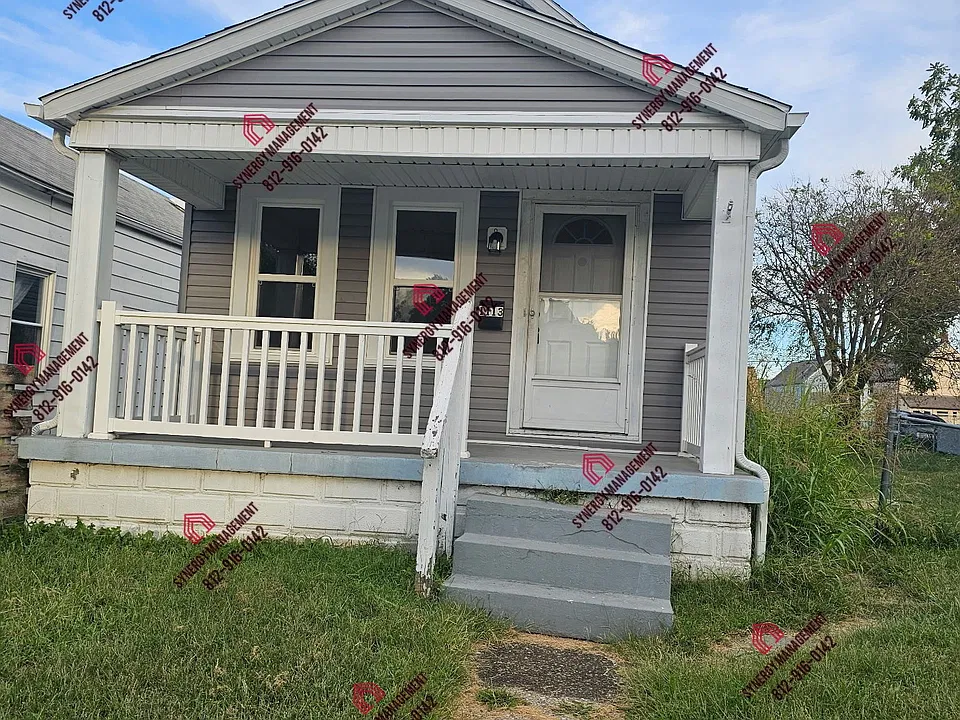 1113 Mary St