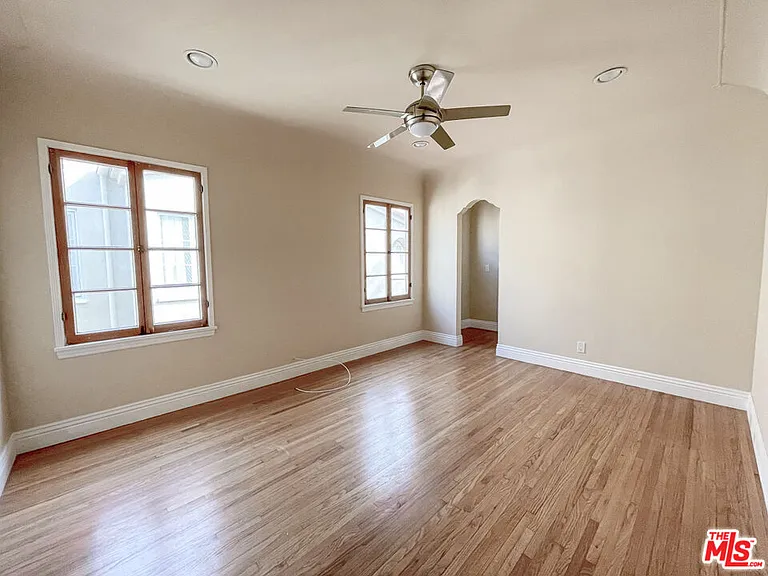 219 S Hamilton Dr #2 — Photo 5