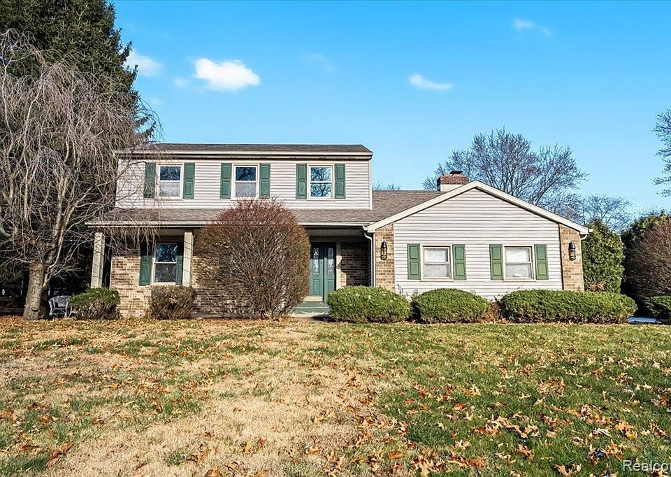 6448 Lawnsdale Dr, Temperance, MI 48182 | Zillow