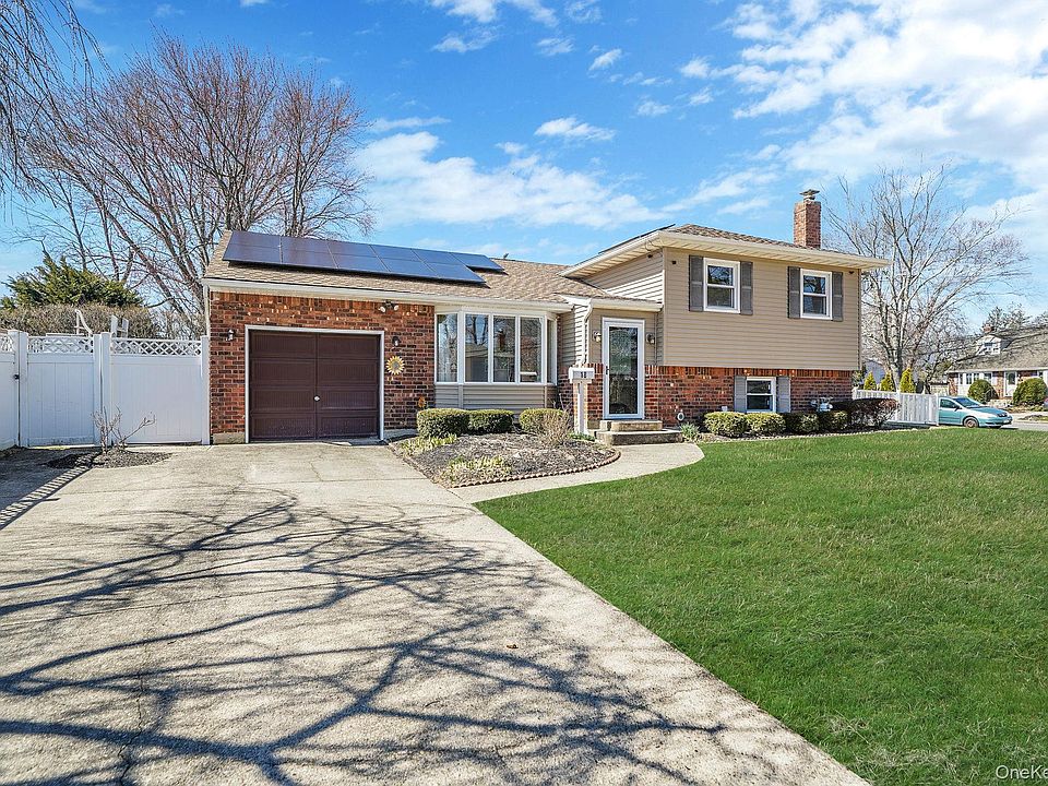 1st image of 18 Wendorf Court