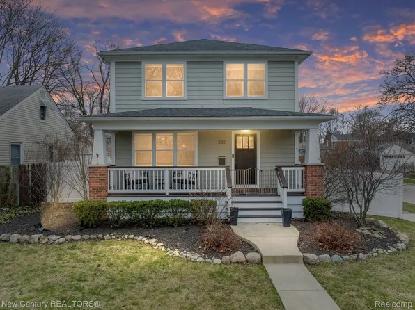 202 S Wilson Ave, Royal Oak, MI 48067