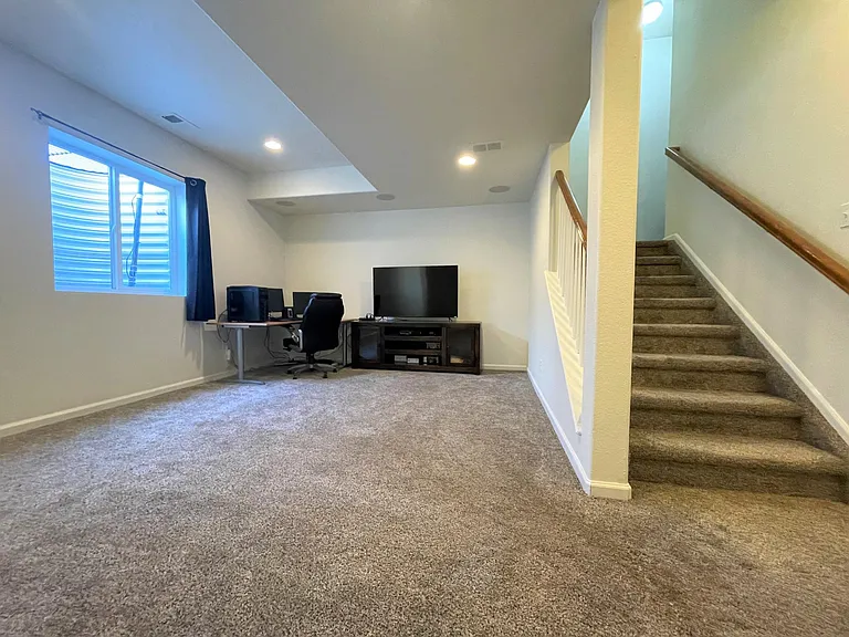 11850 Kalmath Way — Photo 37
