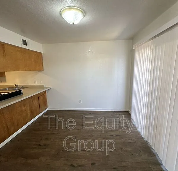1226 S Santa Fe Ave #D — Photo 4
