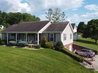 16 Creek View Loop, Lebanon, KY 40033