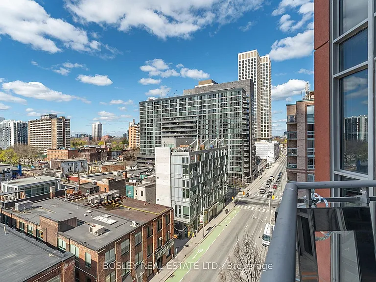 255 Richmond St E #821 — Photo 38