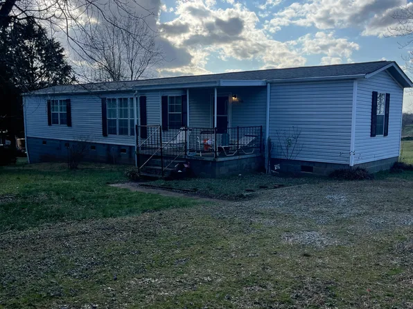 540 Meadow Ln, Mooresville, NC 28115
