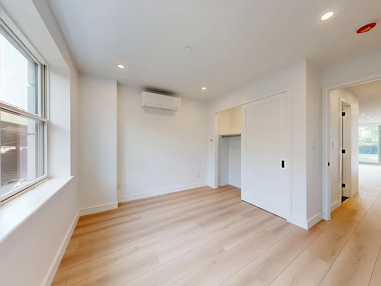 5614 3rd Ave #1 — Photo 9