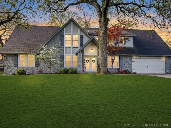 6216 E 99th St, Tulsa, OK 74137