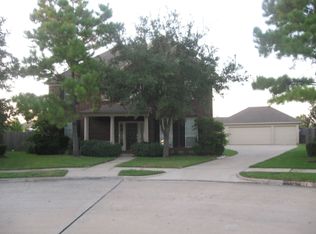 8719 Light Fall Cir, Houston, TX 77095