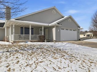 B & T Condominiums, Cedar Grove, WI 53013