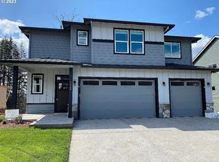 1449 NE Mary Ter #A, Estacada, OR 97023
