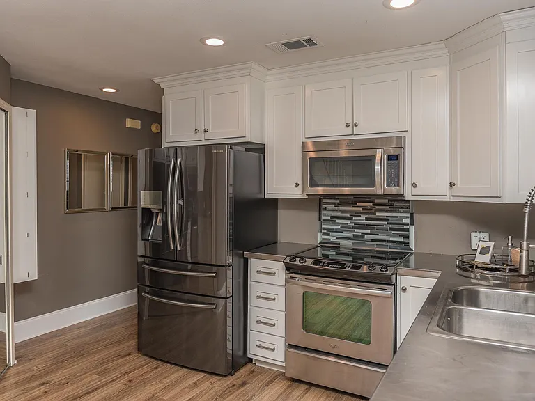 5001 Grande Dr #724 — Photo 10