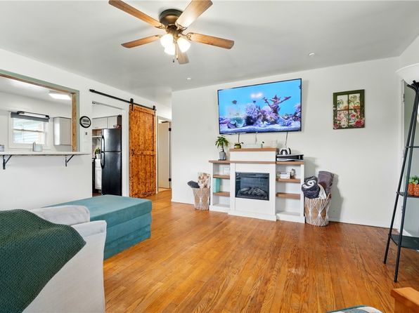 856 Spencer Ave, Sharon, PA 16146