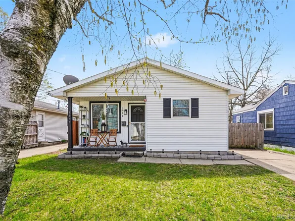 1511 Osborn St, Saginaw, MI 48602