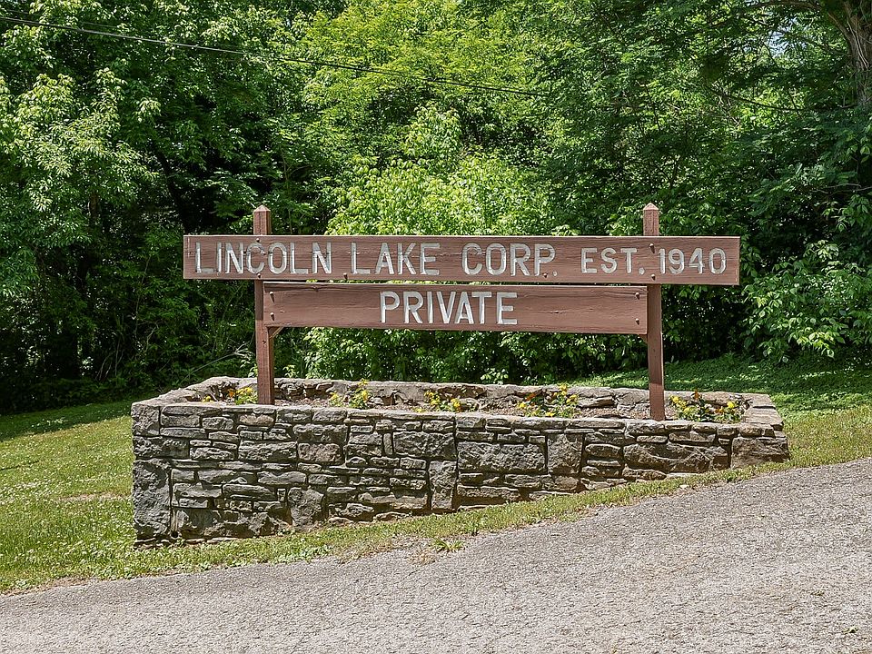 1st image of 21 Lincoln Lake Rd