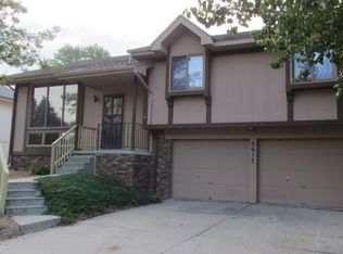 6617 S 110th St, Omaha, NE 68137