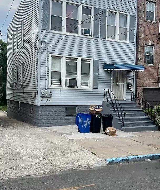 79 Pamrapo Ave #2