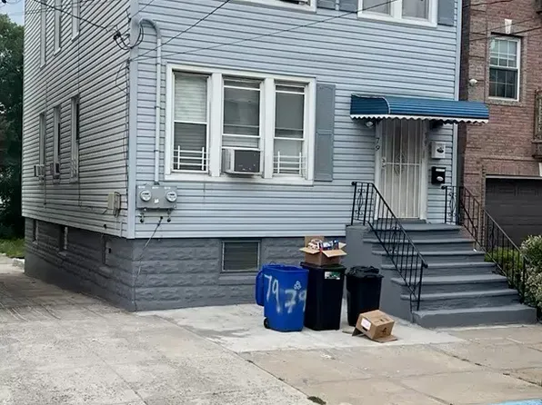 79 Pamrapo Ave Floor 2, Jersey City, NJ 07305